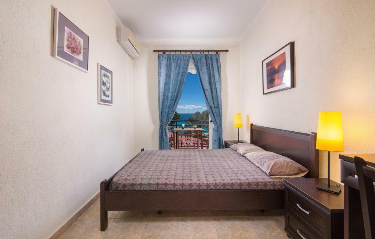 Sunset Studios Toroni Luaran gambar